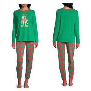 New Womens Winter Holiday Pajama Set